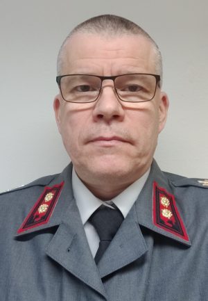 Maanpuolustuskorkeakoulun Sotataidon laitoksen tutkimusryhmän johtaja, everstiluutnantti Mika Karvonen