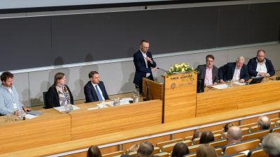 Panel participants Lars Gjesvik (Senior Researcher, Norwegian Institute of International Affairs), Carina Keskitalo (Professor, University of Umeå), Olli-Matti Mikkola (Dr., Senior Scientist, Natural Resources Institute of Finland), chair Jussi Orell ( Editor-in-Chief of Maaseudun Tulevaisuus), Ville Niinistö (Member of European Parliament), Lauri Ojala (Professor, Turku School of Economics) and Benjamin L. Schmitt (Senior Fellow, University of Pennsylvania)