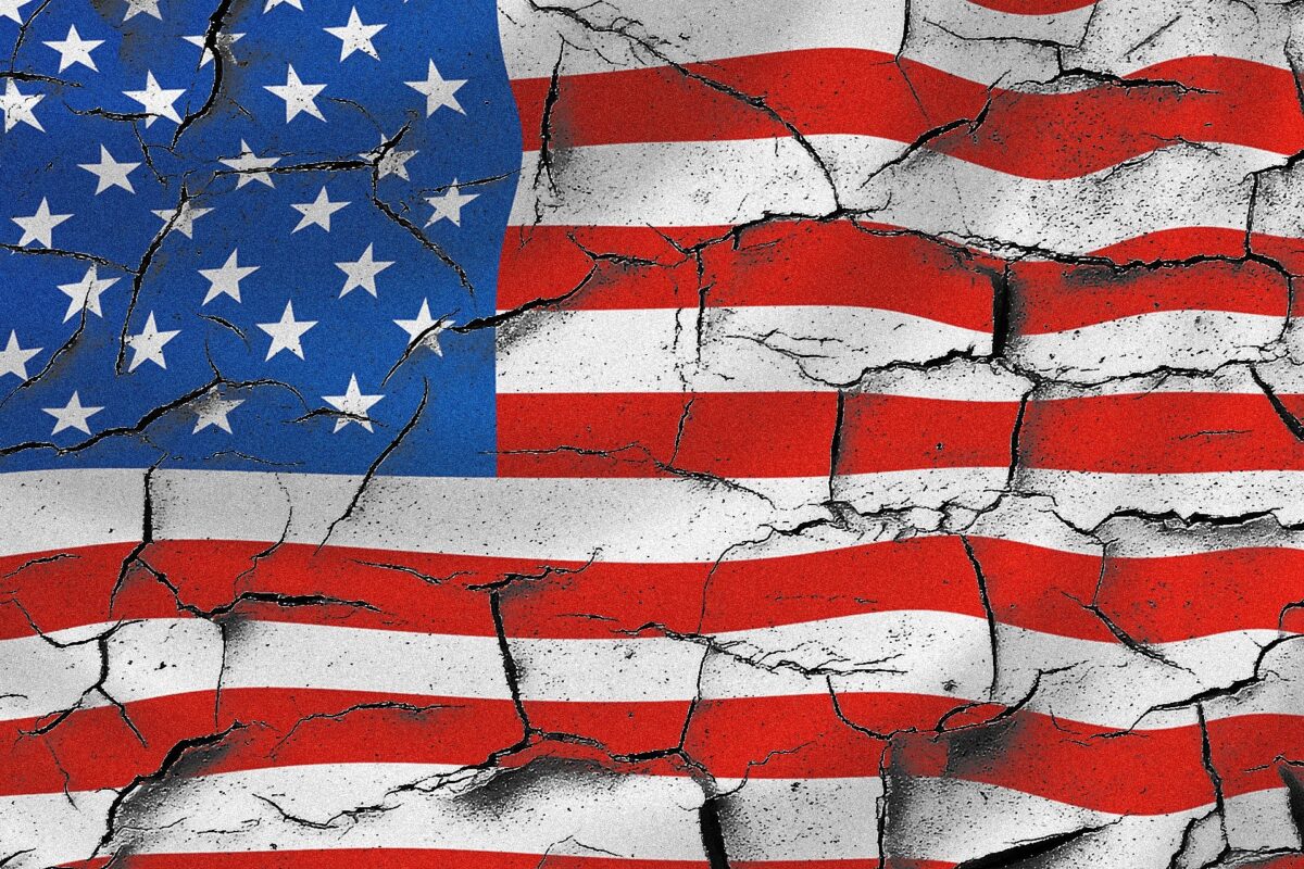 Cracked USA flag.